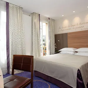 3* Hotel De Sévigné
