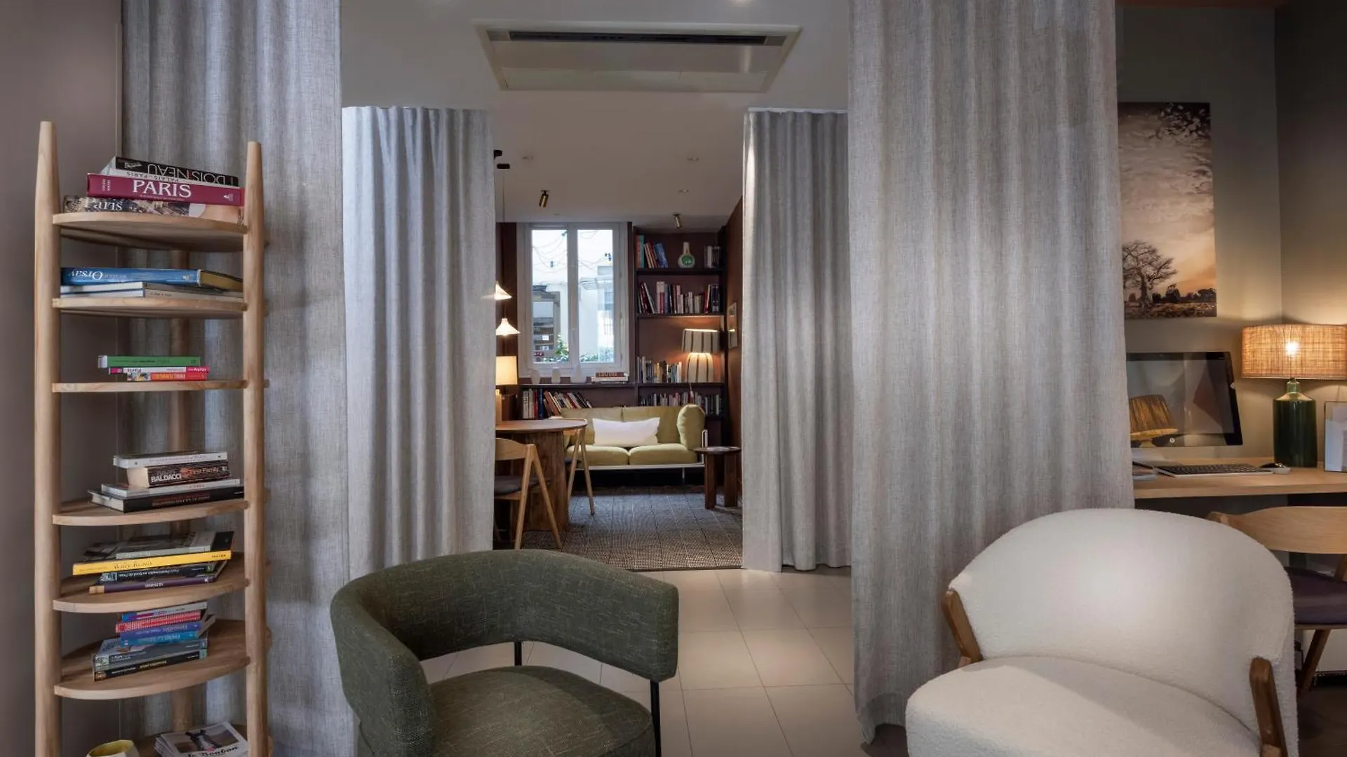 Hotel Marais De Launay Paris