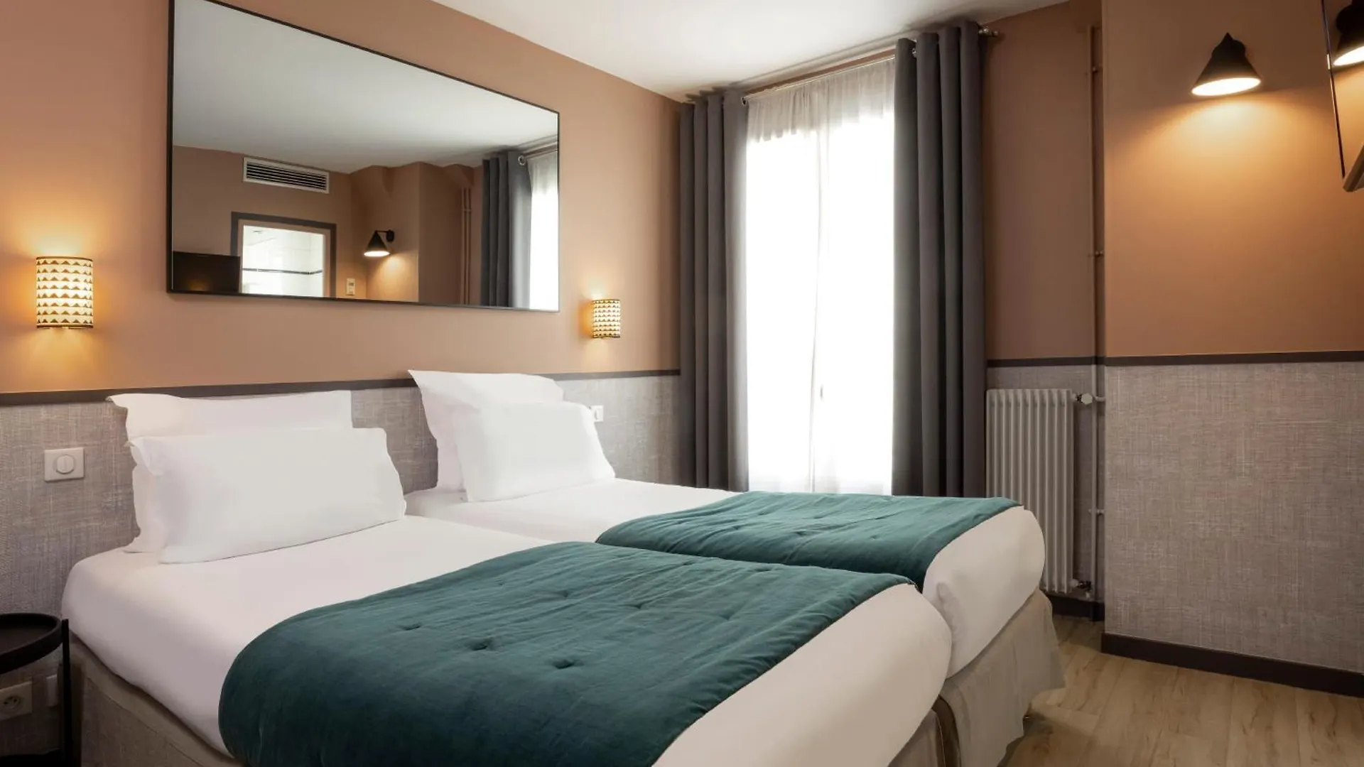 Hotel Marais De Launay Paris