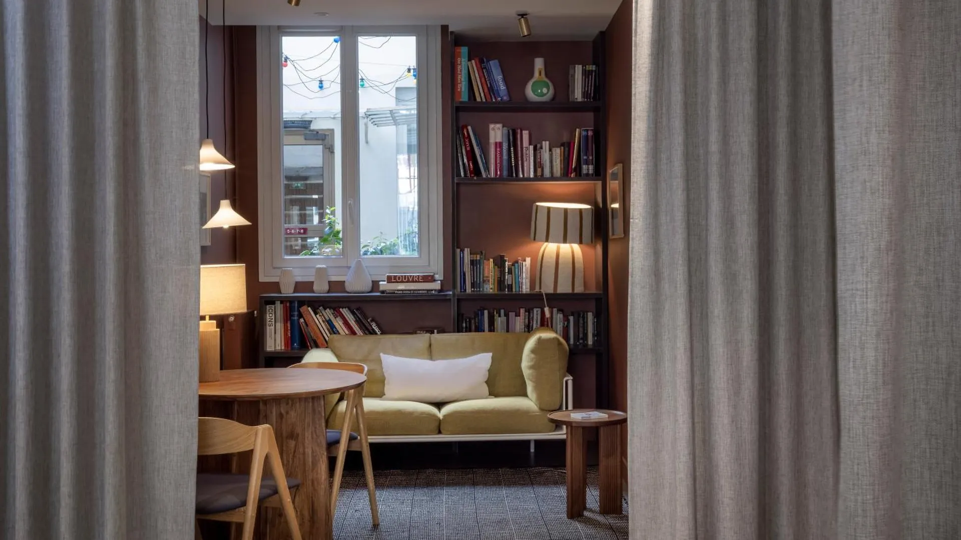 Hotel Marais De Launay Paris France